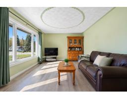 792 Rue Centrale, Bryson, QC J0X1H0 Photo 8