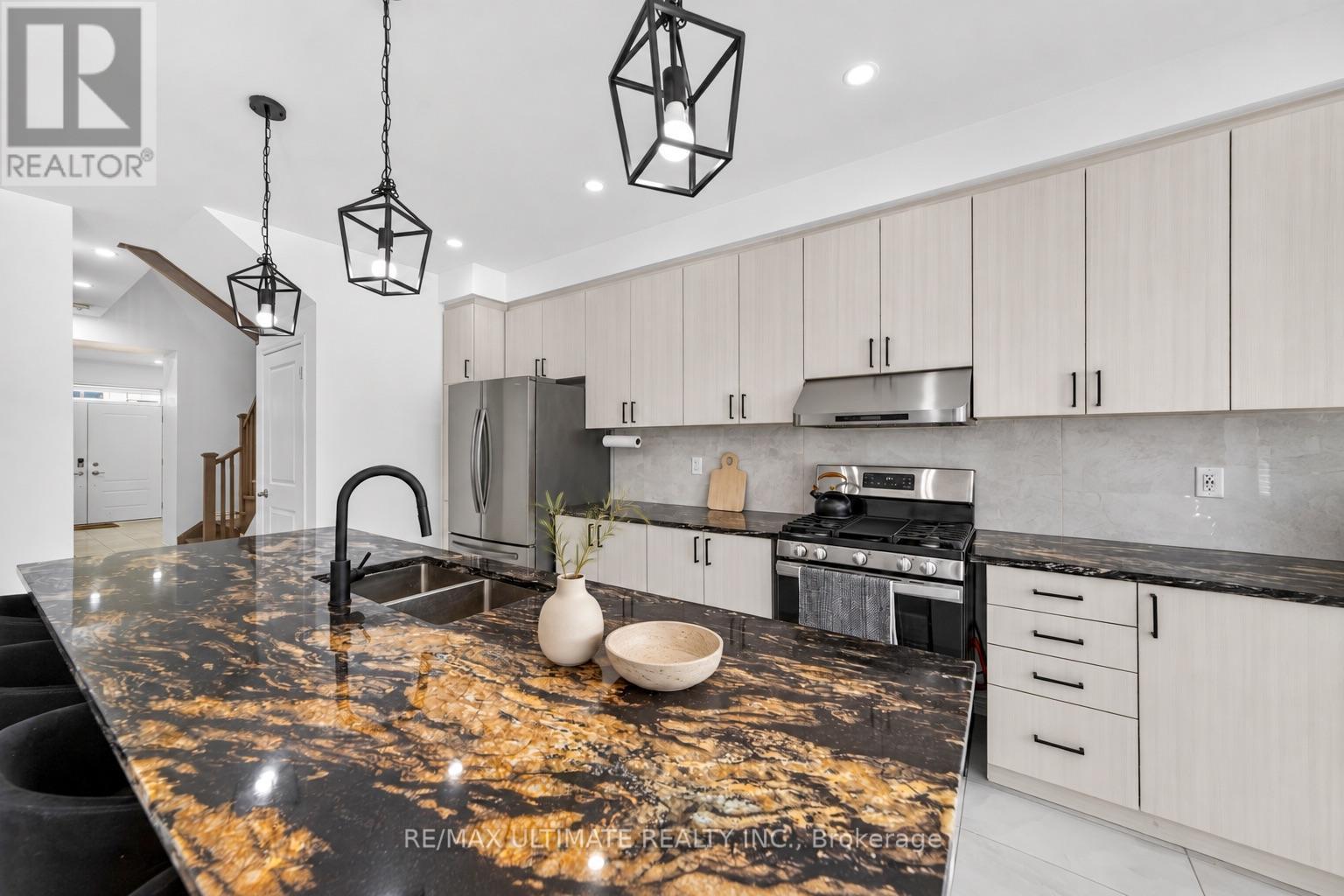 2885 FOXDEN SQUARE - 19