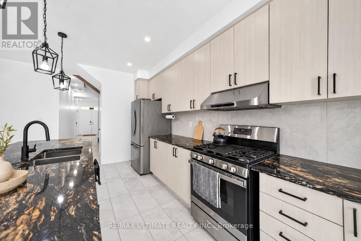 2885 FOXDEN SQUARE - 22