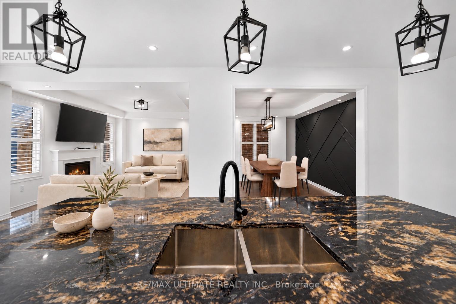 2885 FOXDEN SQUARE - 23