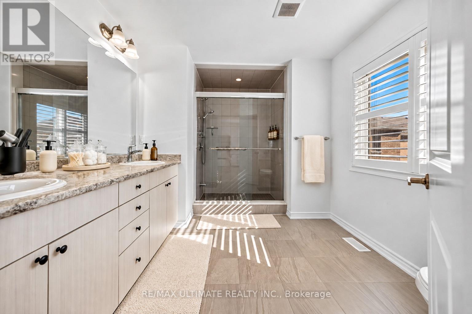 2885 FOXDEN SQUARE - 32