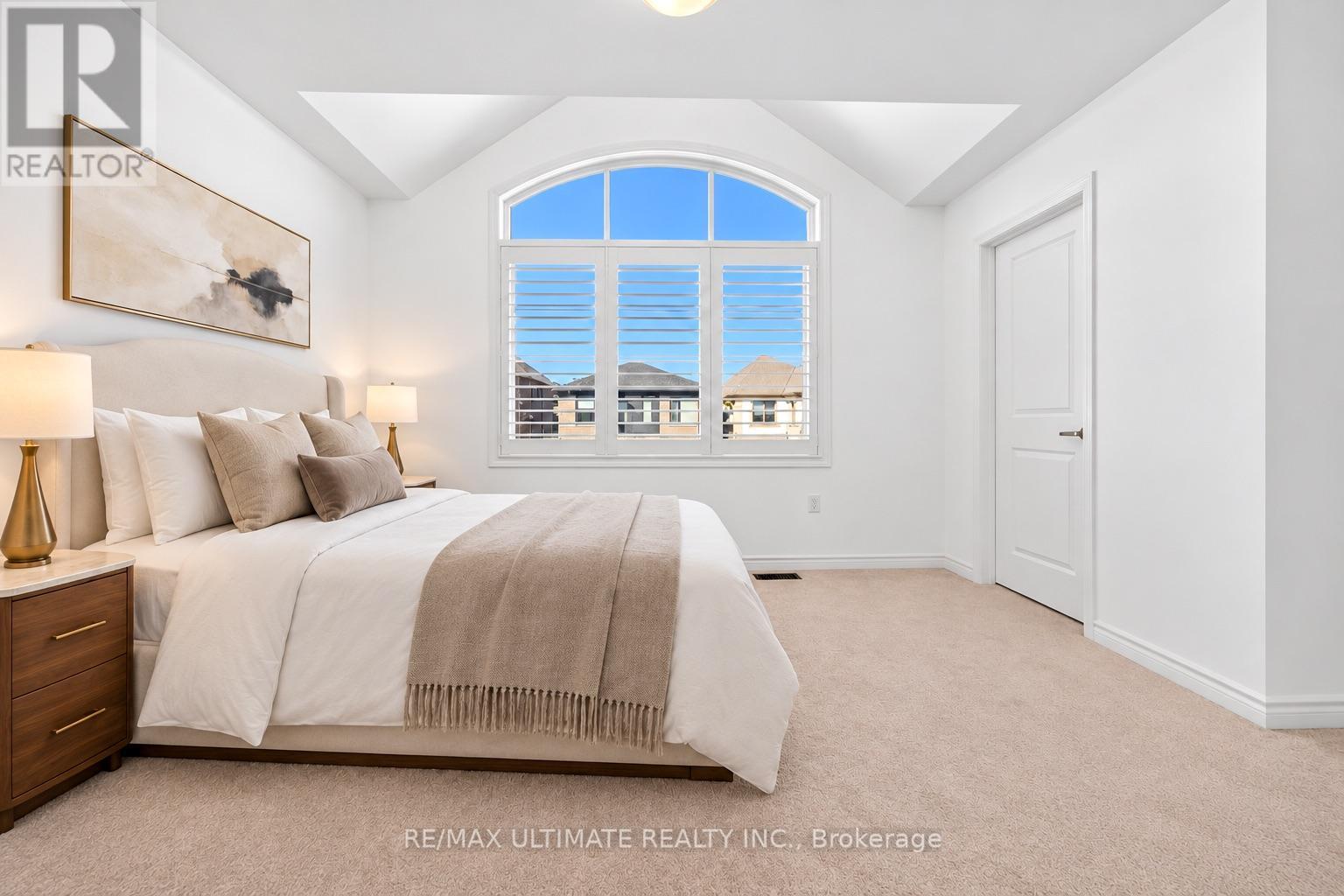2885 FOXDEN SQUARE - 36