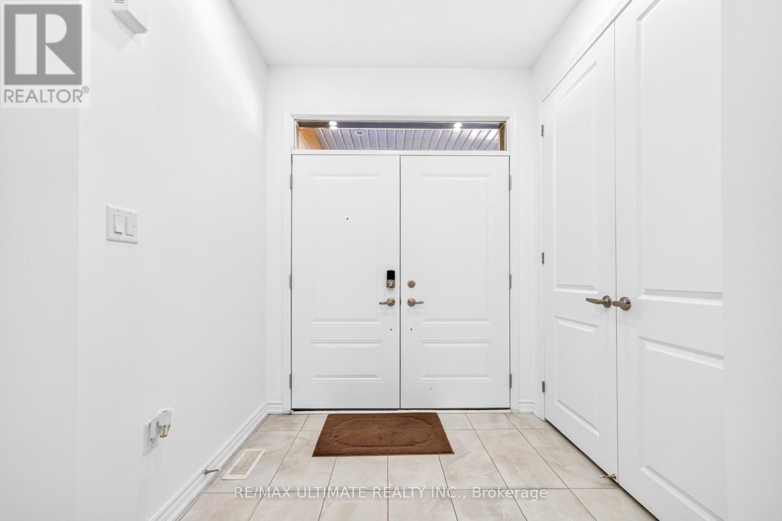 2885 FOXDEN SQUARE - 6
