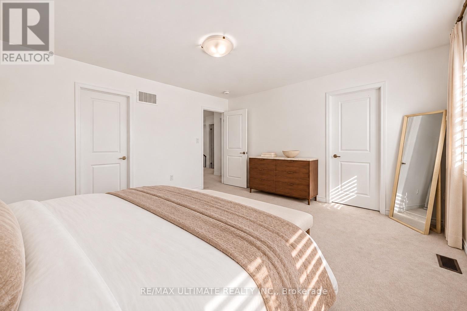 2885 FOXDEN SQUARE - 30