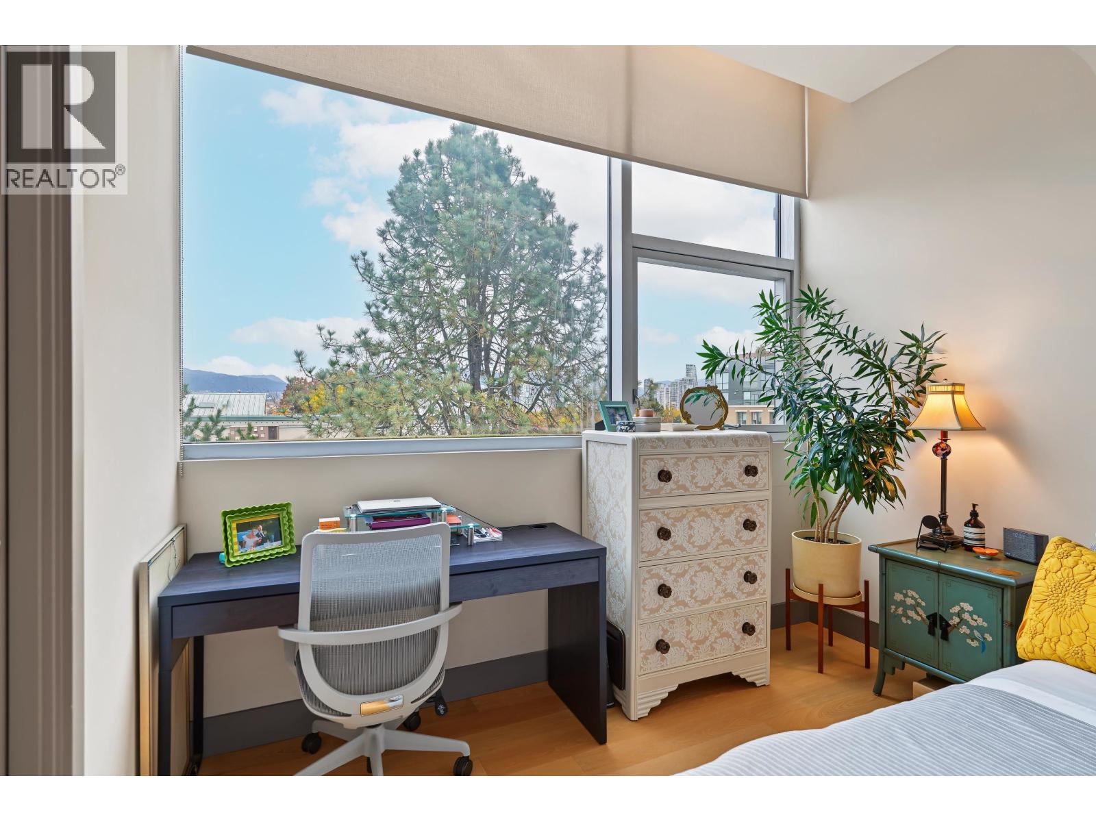 Photo of 401 1510 W 6TH AVENUE 12