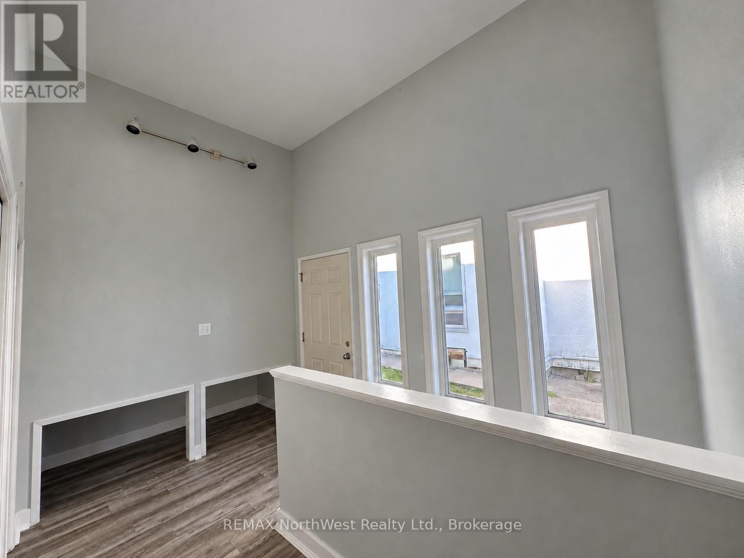226 FOURTH STREET N, Kenora (North End) — photo 5