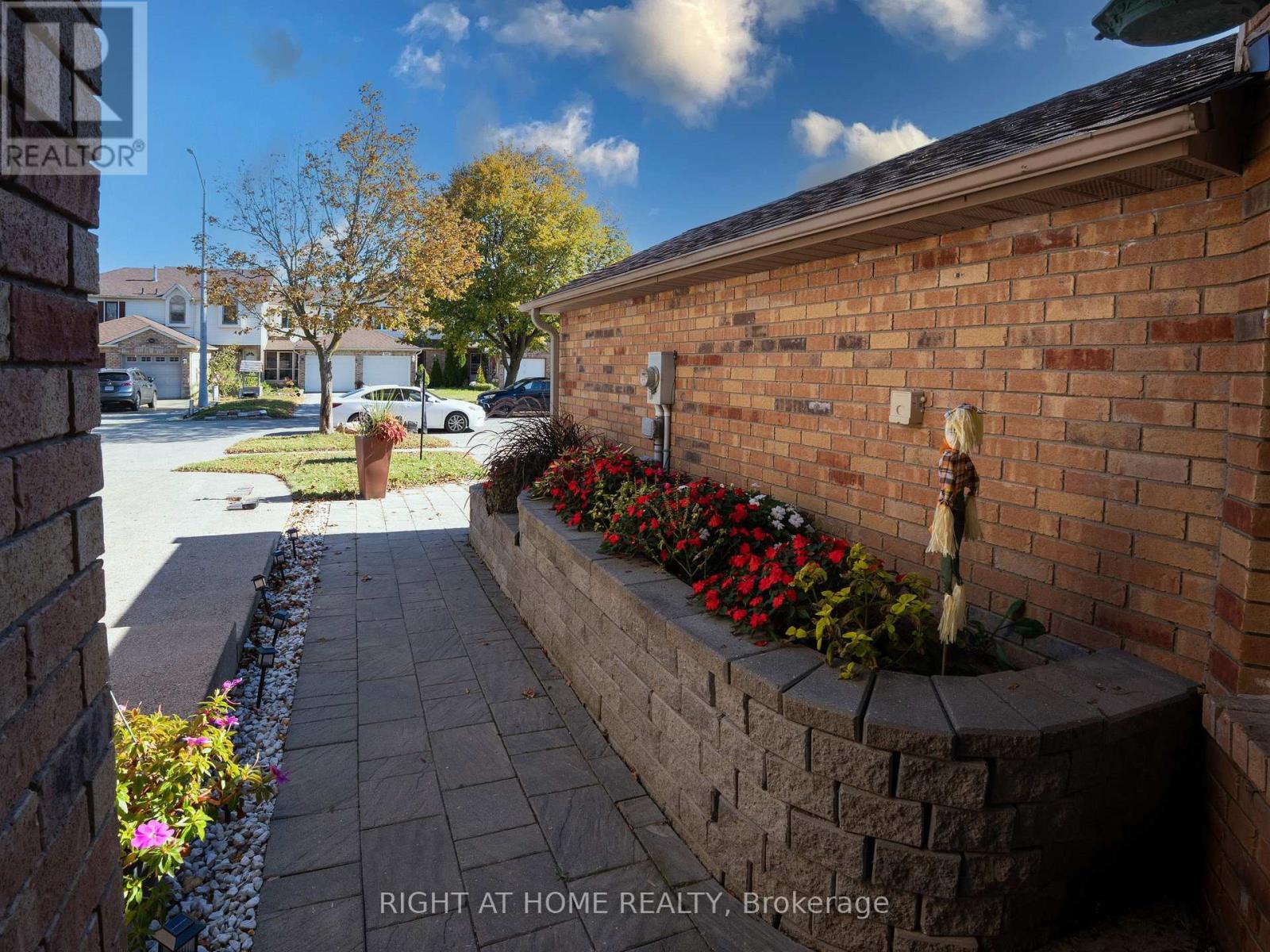 2158 FERGUSON STREET - 3