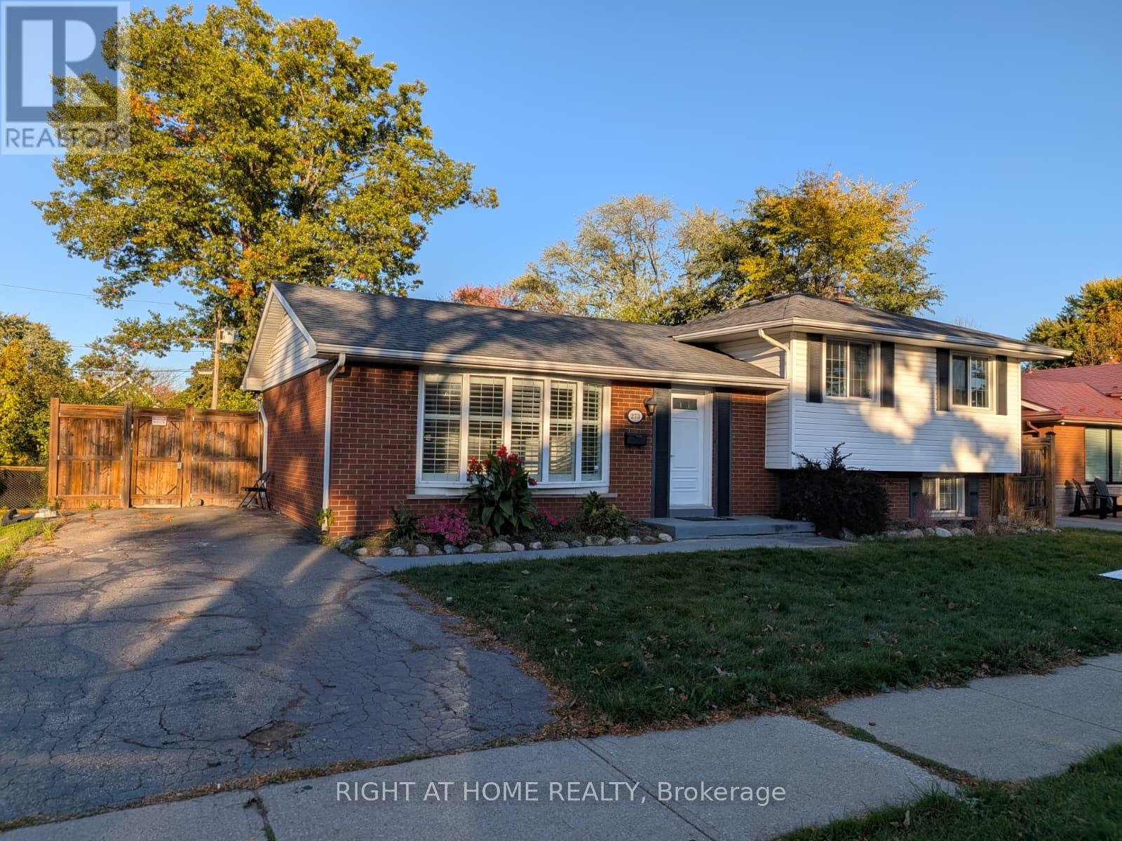 273 KENWOOD AVENUE, Burlington (Appleby) — photo 3