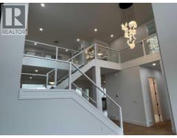 2pc Bathroom - 16 Rockcliff Hill Nw, Calgary, AB T3G0G6 Photo 7