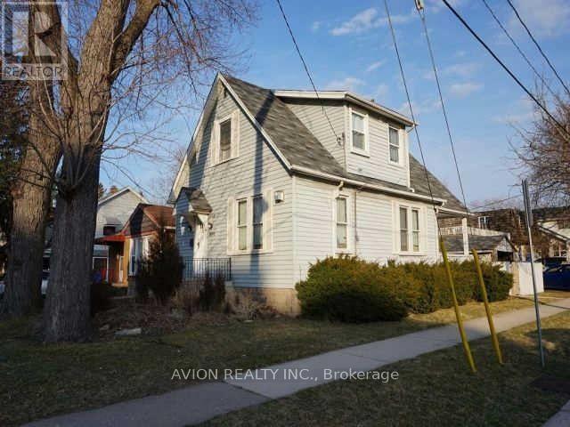 3095 PETER STREET, Windsor