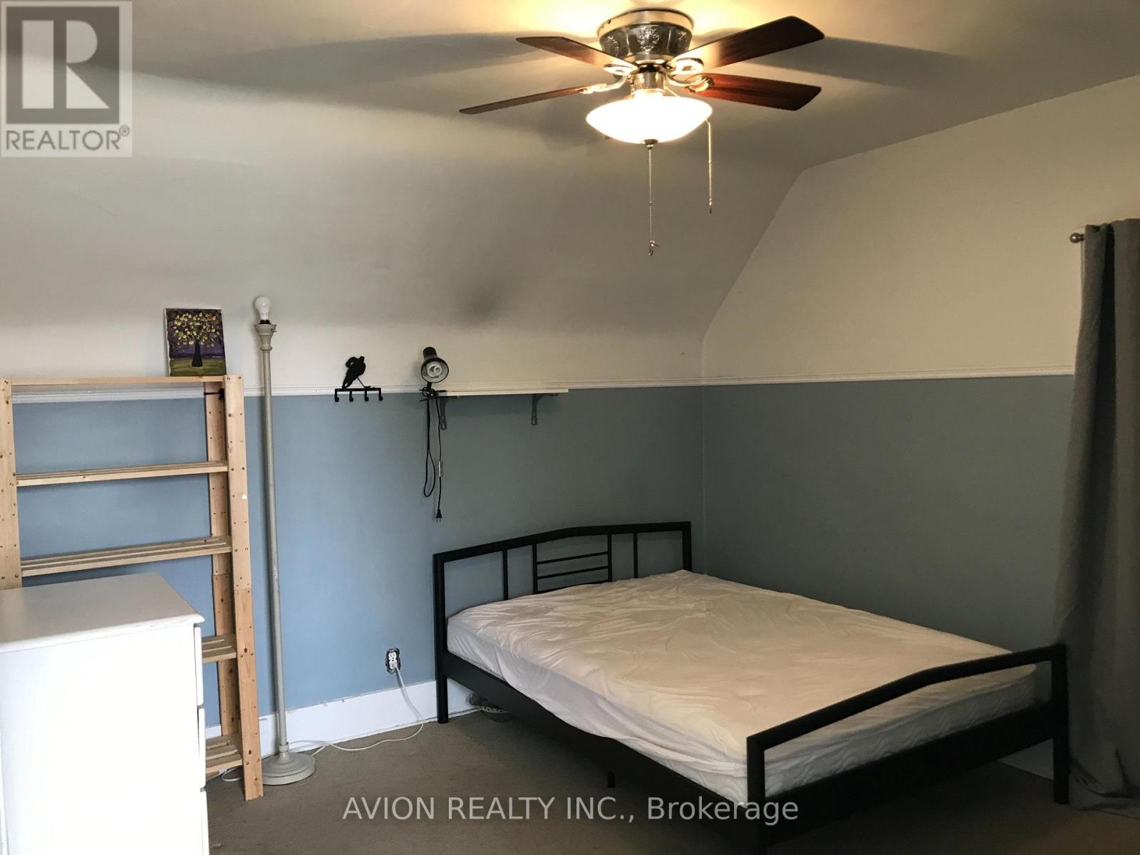 3095 PETER STREET - 8