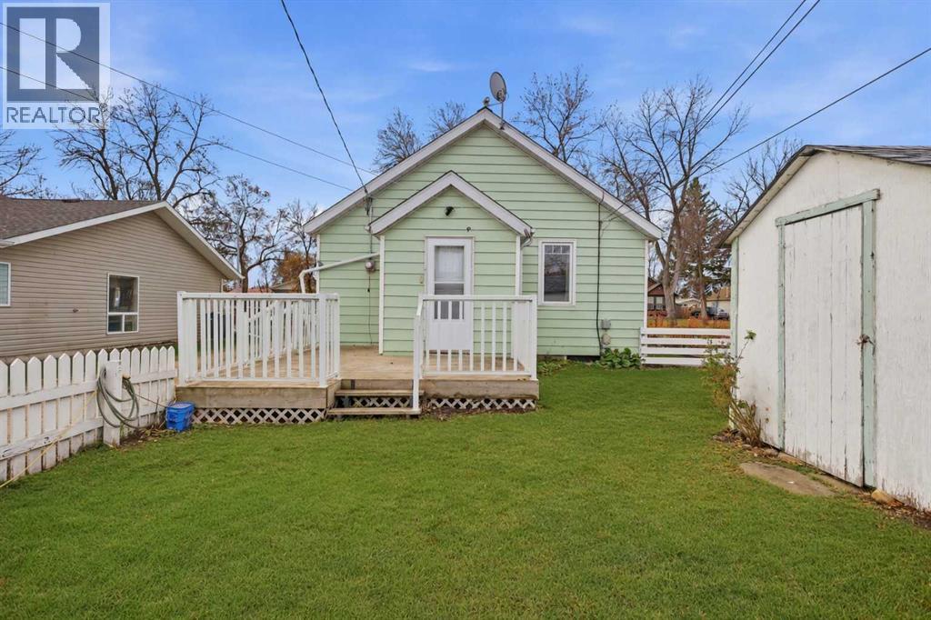 Listing photo – 5112 47 Avenue, Ponoka