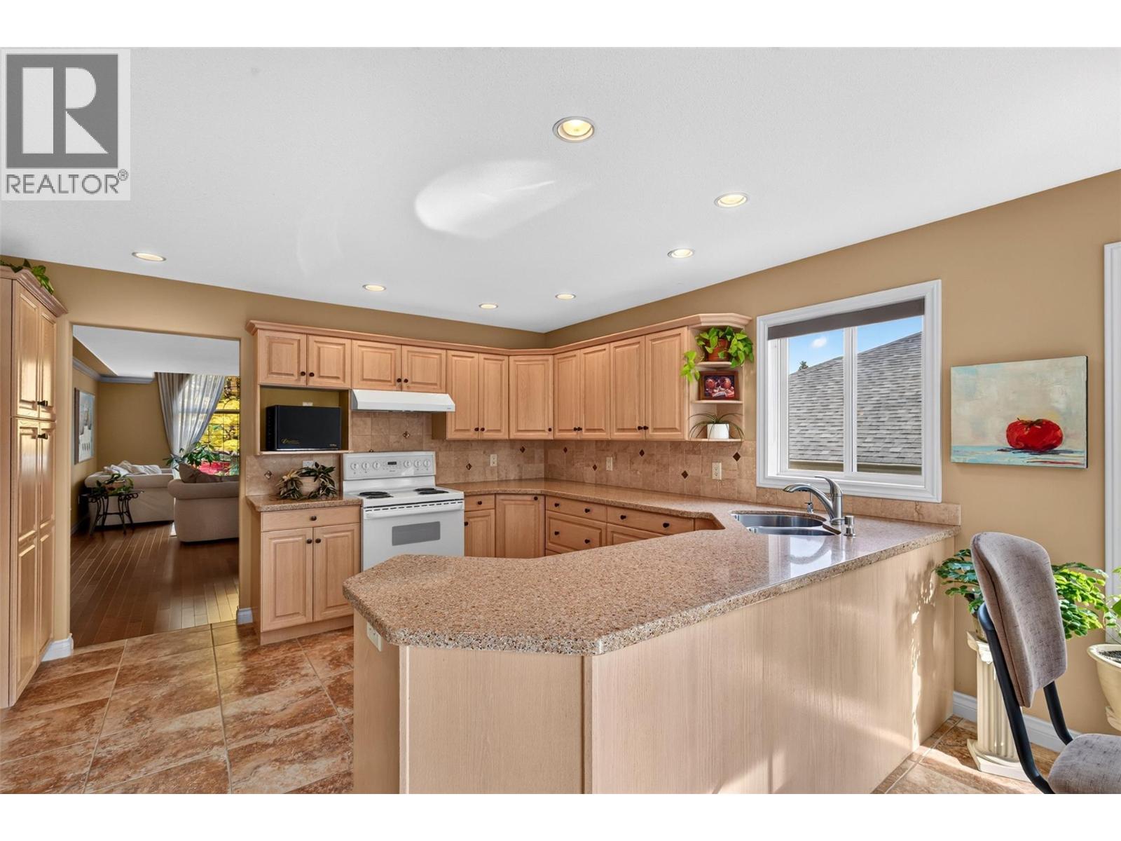  2215 Shannon Woods Place, West Kelowna