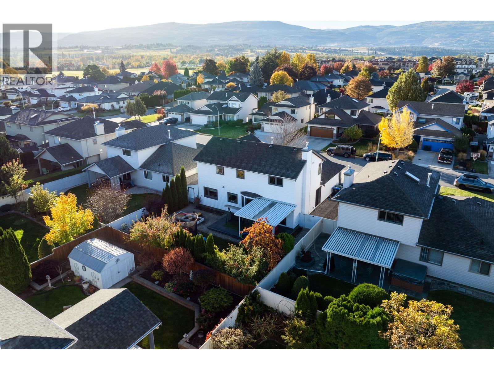  1042 Wintergreen Drive, Kelowna