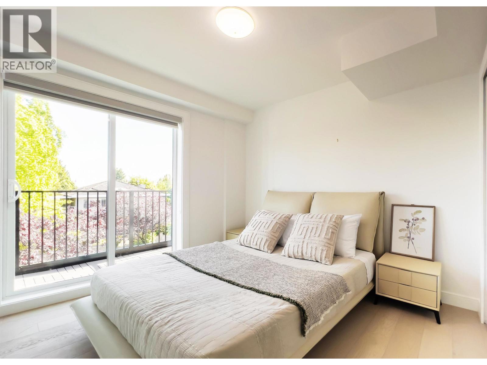 Photo of 7359 OAK STREET 12