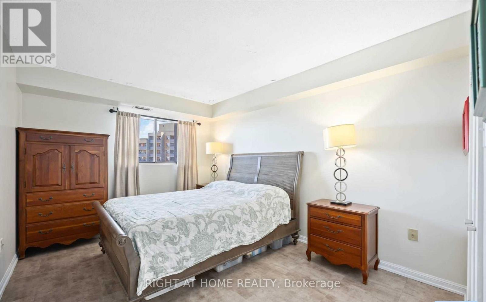 1404 - 757 VICTORIA PARK AVENUE E, Toronto (Oakridge) — photo 10