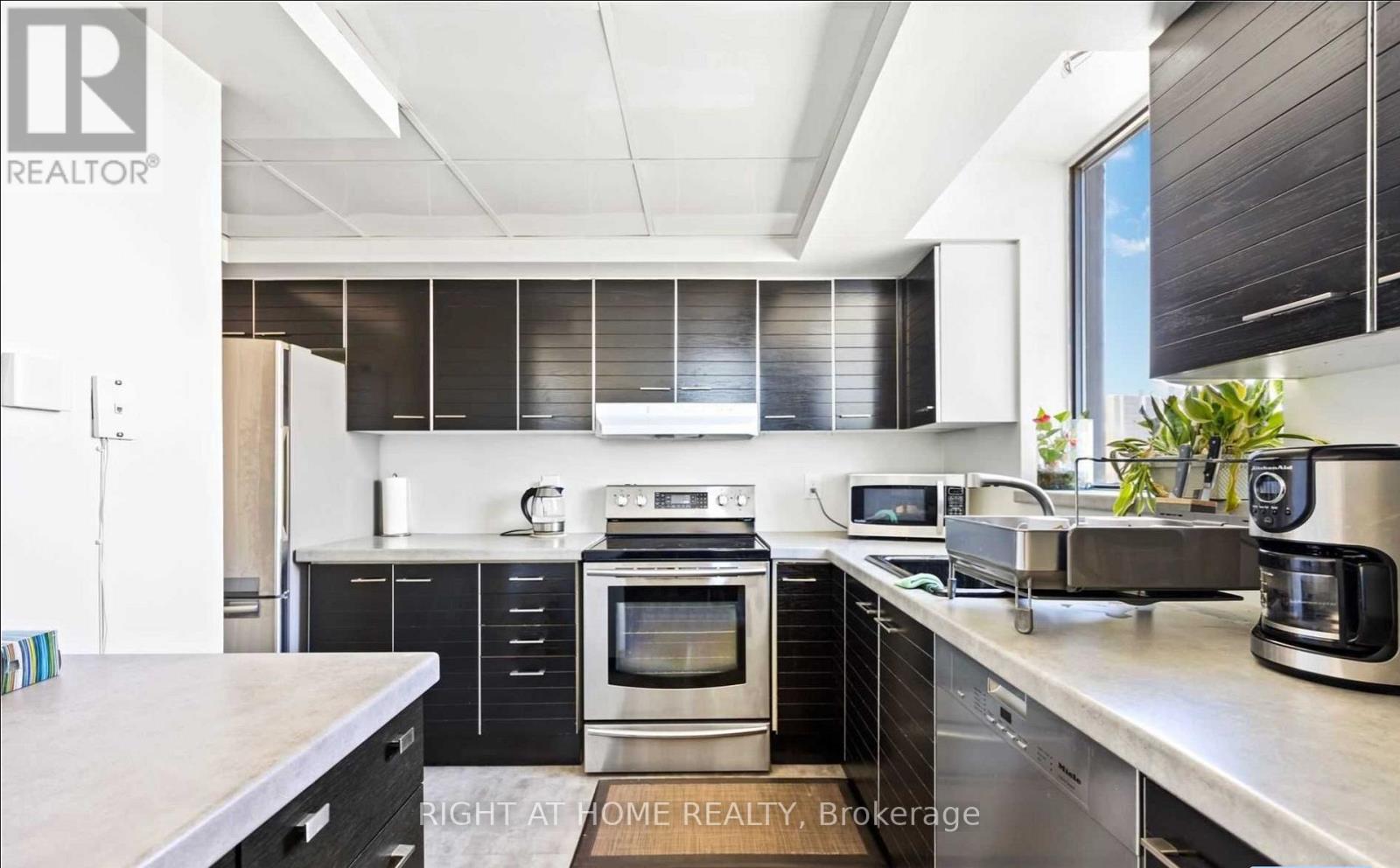 1404 - 757 VICTORIA PARK AVENUE E, Toronto (Oakridge) — photo 11