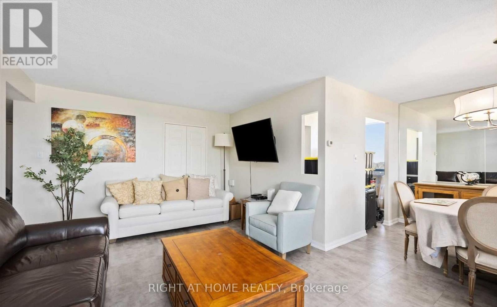 1404 - 757 VICTORIA PARK AVENUE E, Toronto (Oakridge) — photo 3