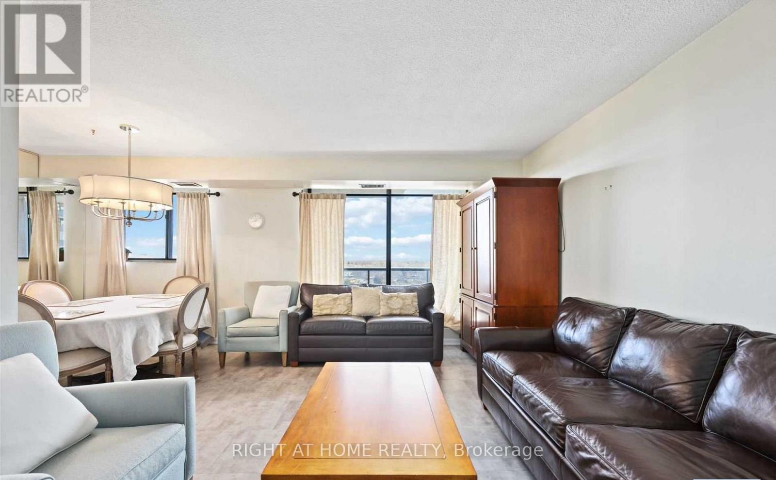 1404 - 757 VICTORIA PARK AVENUE E, Toronto (Oakridge) — photo 4