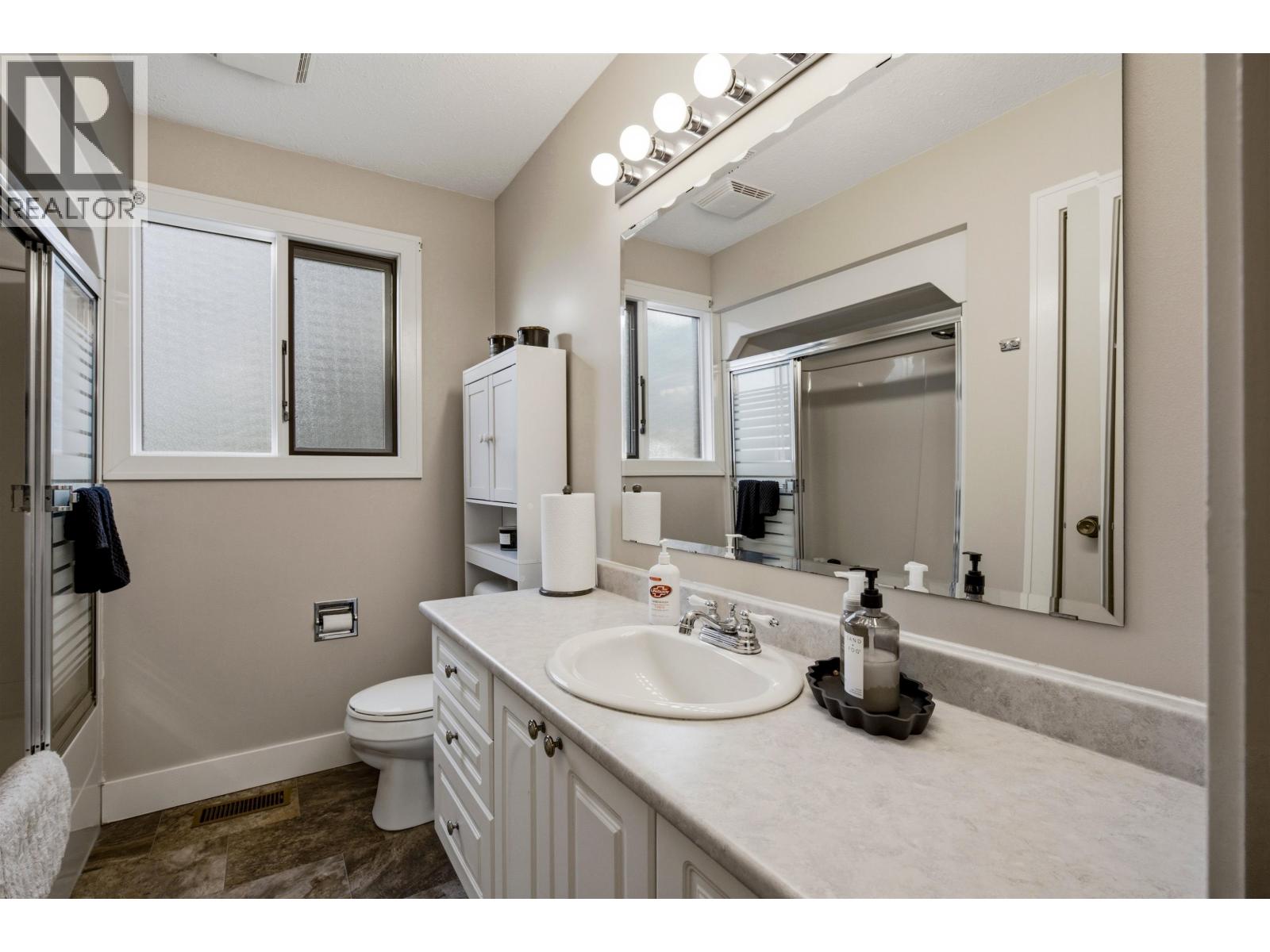 754 ROBERTS DRIVE - 14