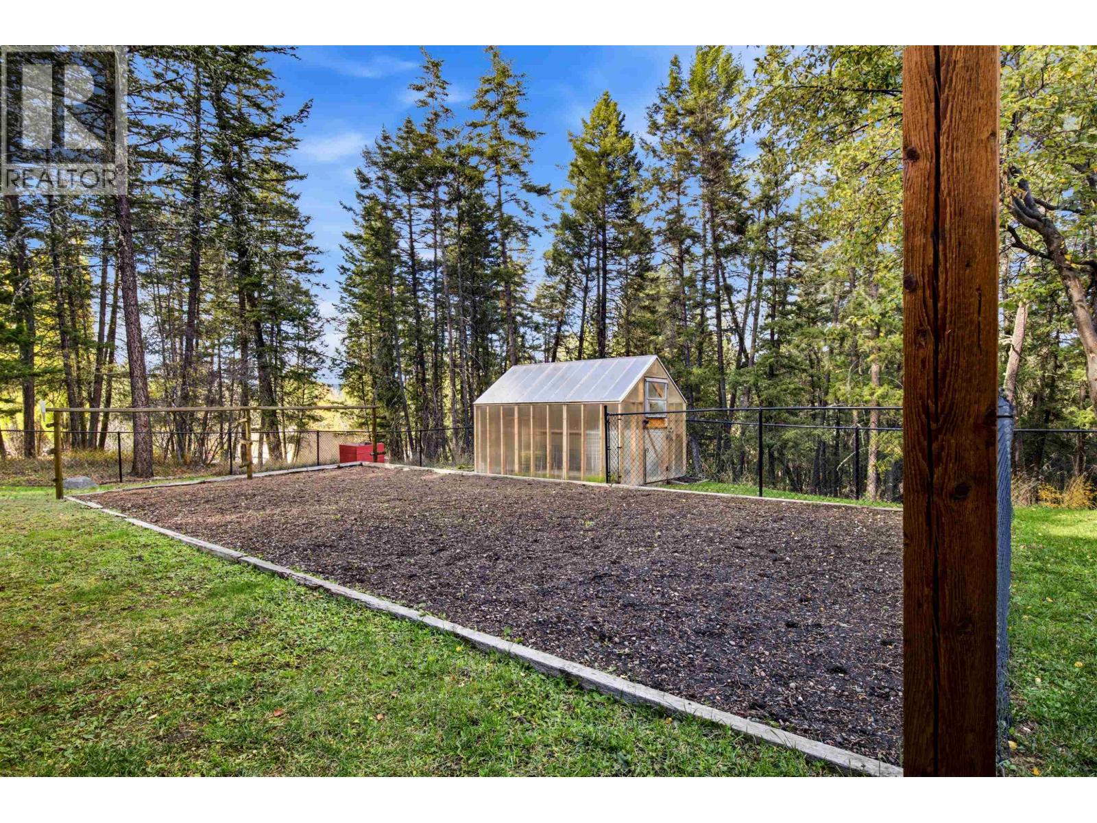 754 ROBERTS DRIVE - 28