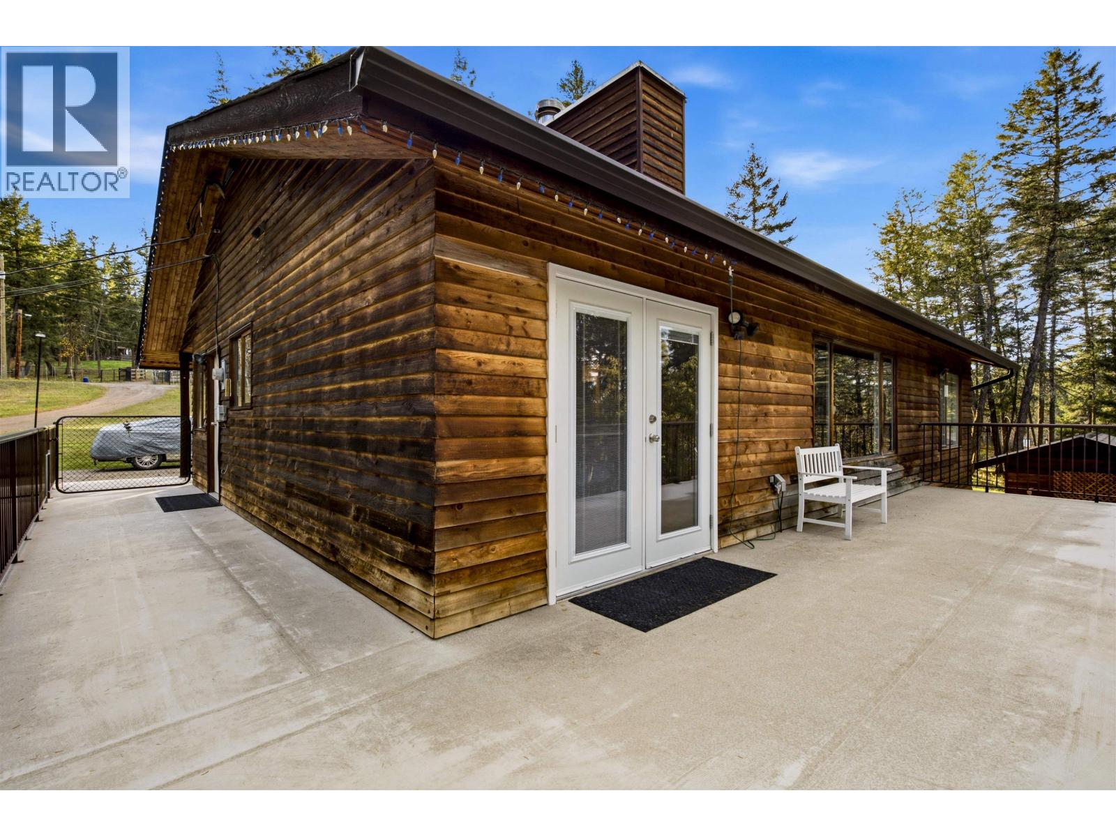 754 ROBERTS DRIVE - 35
