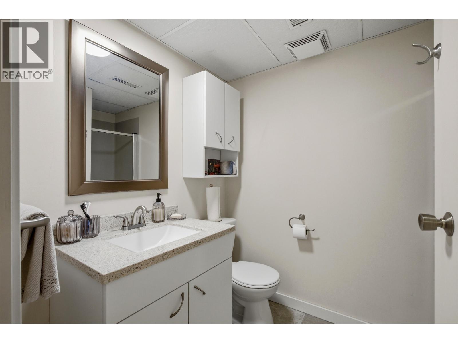 754 ROBERTS DRIVE - 20