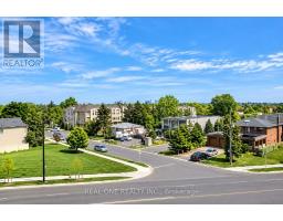 302 - 18 Holmes Avenue, Toronto, ON M2N4L9 Photo 7