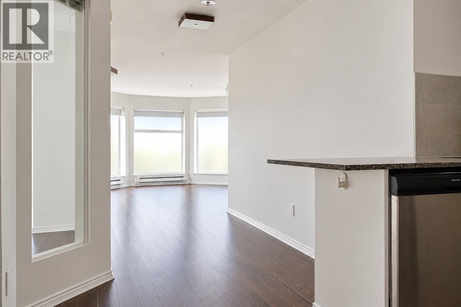 Property for sale at 303 1562 W 5TH AVENUE