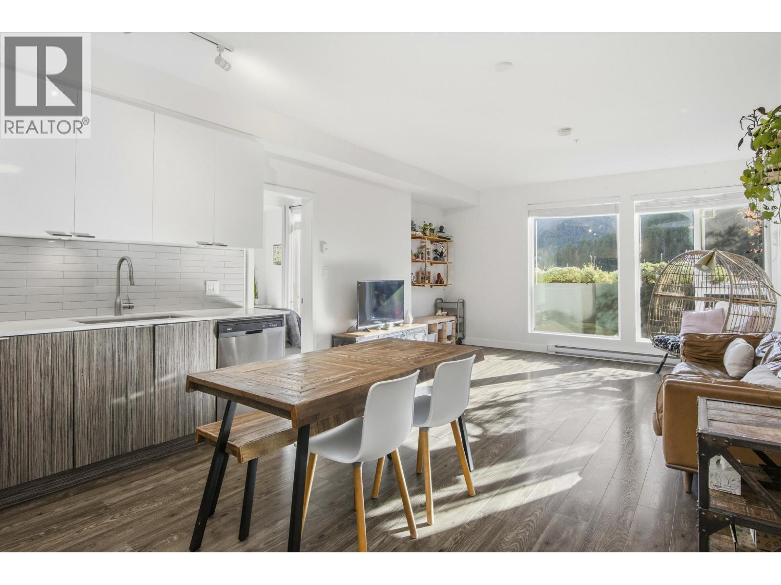 Photo of 318 37881 CLEVELAND AVENUE 4