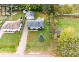 18 Joseph Street, Laurentian Hills, ON K0J1J0 Photo 12