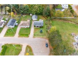 18 Joseph Street, Laurentian Hills, ON K0J1J0 Photo 14