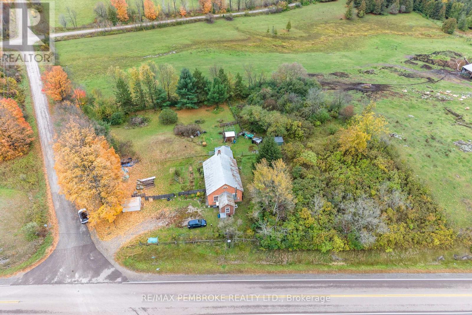 1279 FOY ROAD, Admaston/Bromley — photo 12