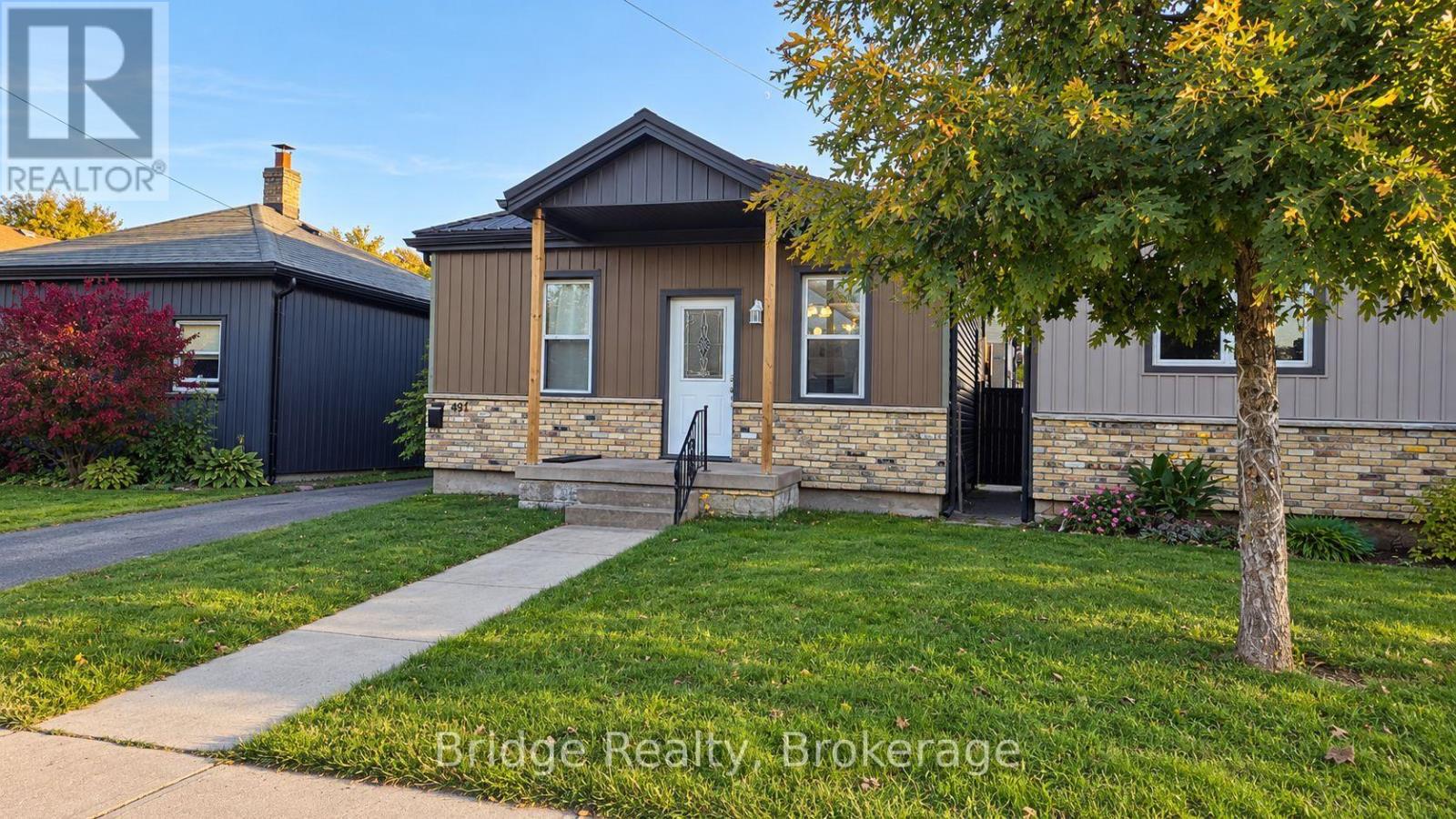 497 SIMCOE STREET, London East (East K)