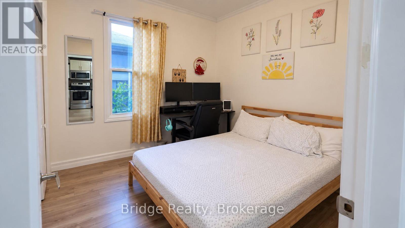 497 SIMCOE STREET, London East (East K) — photo 11
