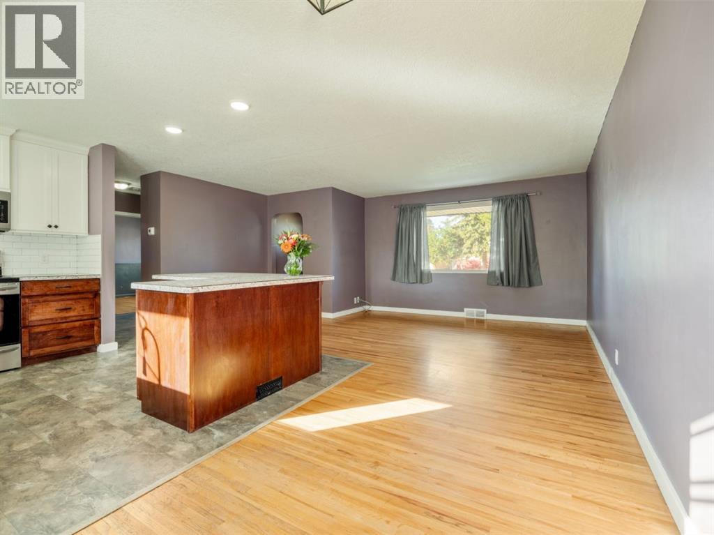 309 26 Street S, Lethbridge — photo 19