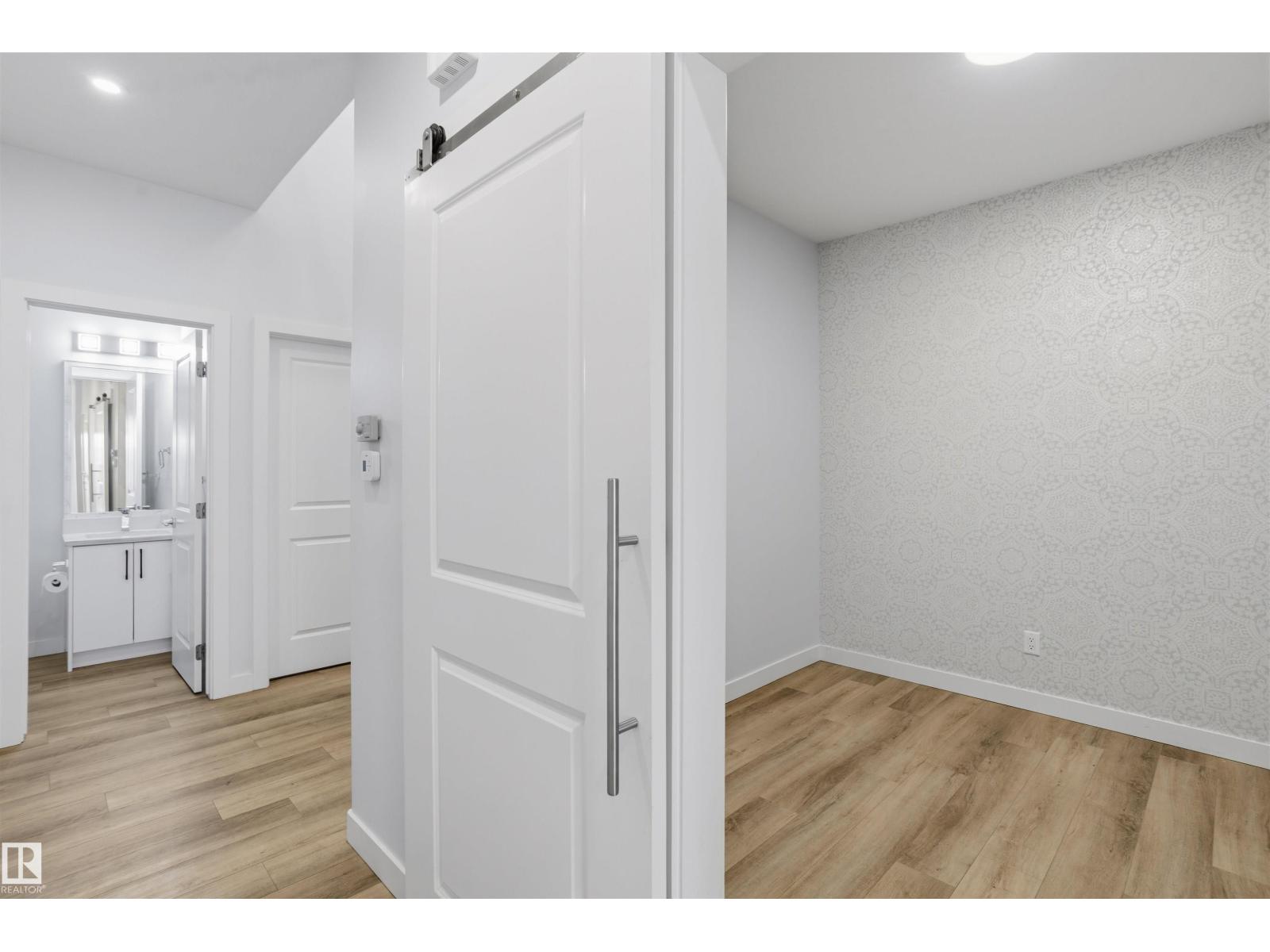 2045 209A St NW, Edmonton — photo 10