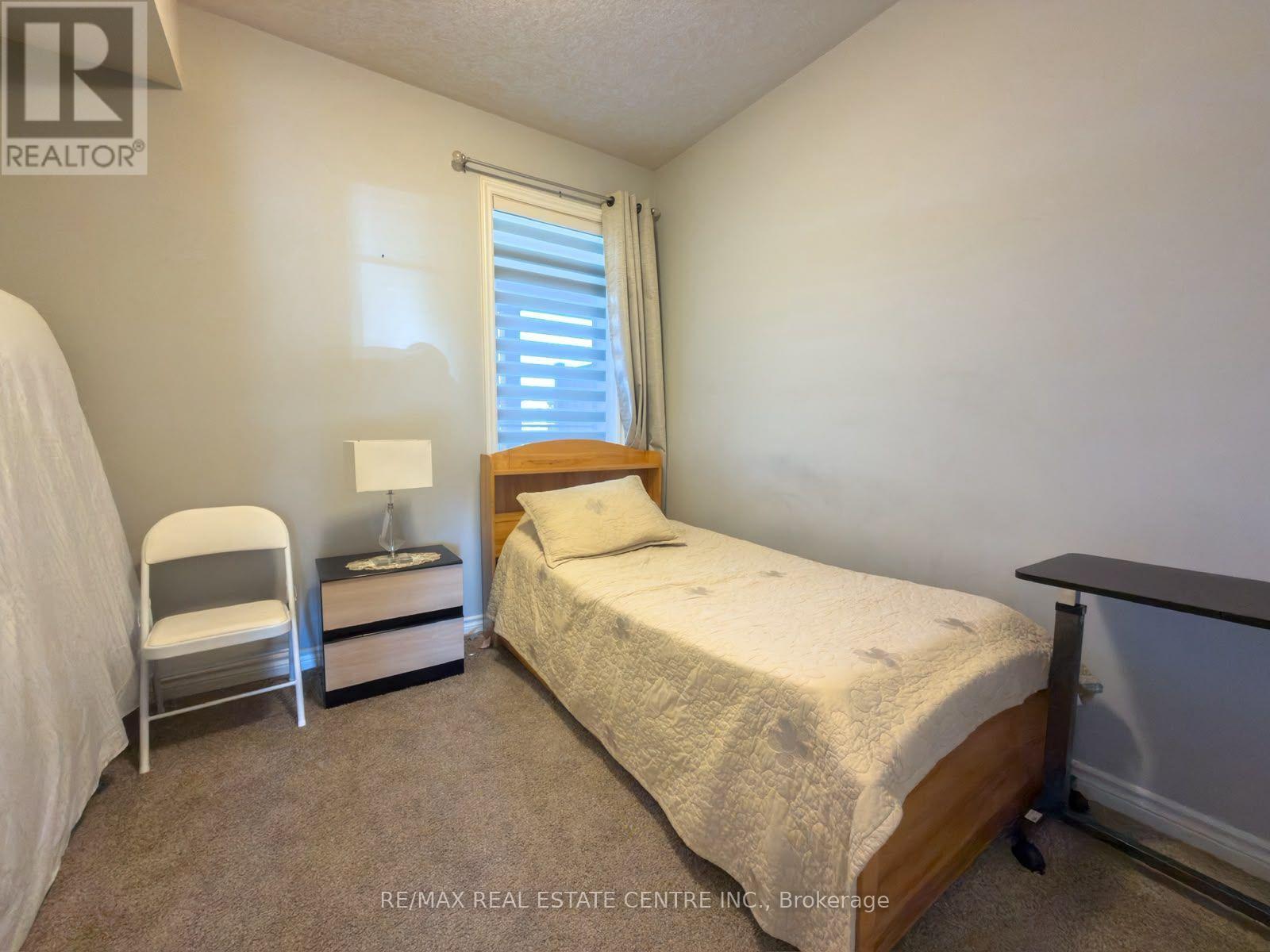 122 WHEAT LANE, Kitchener — photo 10