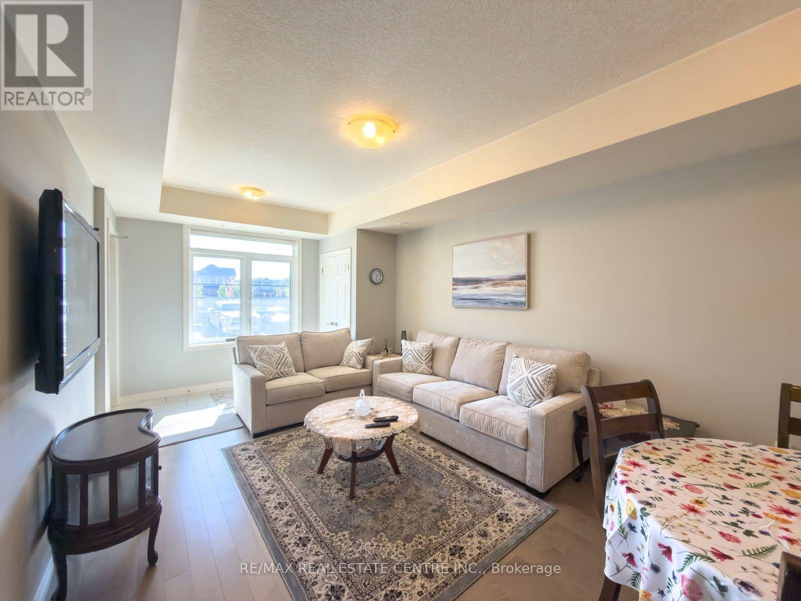 122 WHEAT LANE, Kitchener — photo 6