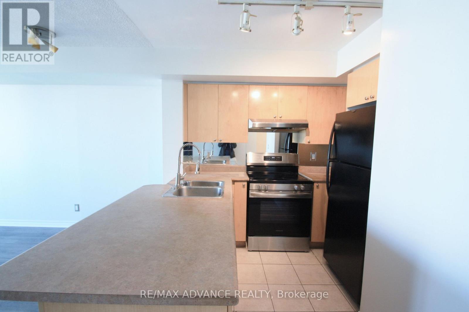 1601 - 1 ELM DRIVE W, Mississauga (City Centre)