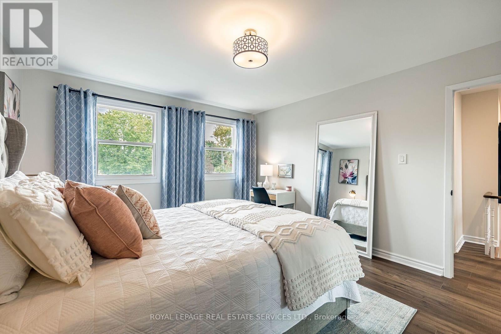 1045 Mannington Lane, Mississauga, ON photo 32