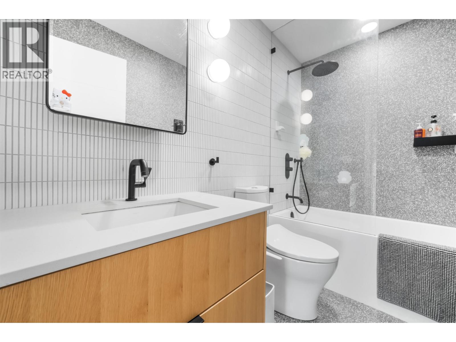 Photo of 37 6233 BIRCH STREET 27