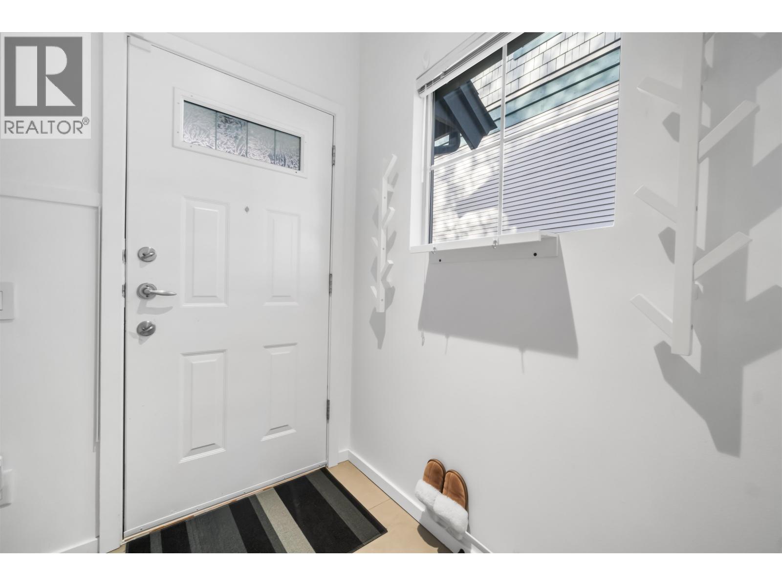Photo of 37 6233 BIRCH STREET 9