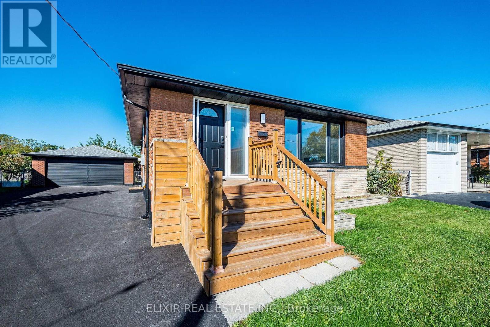 UPPER - 135 NUGENT DRIVE, Hamilton (Kentley) — photo 4