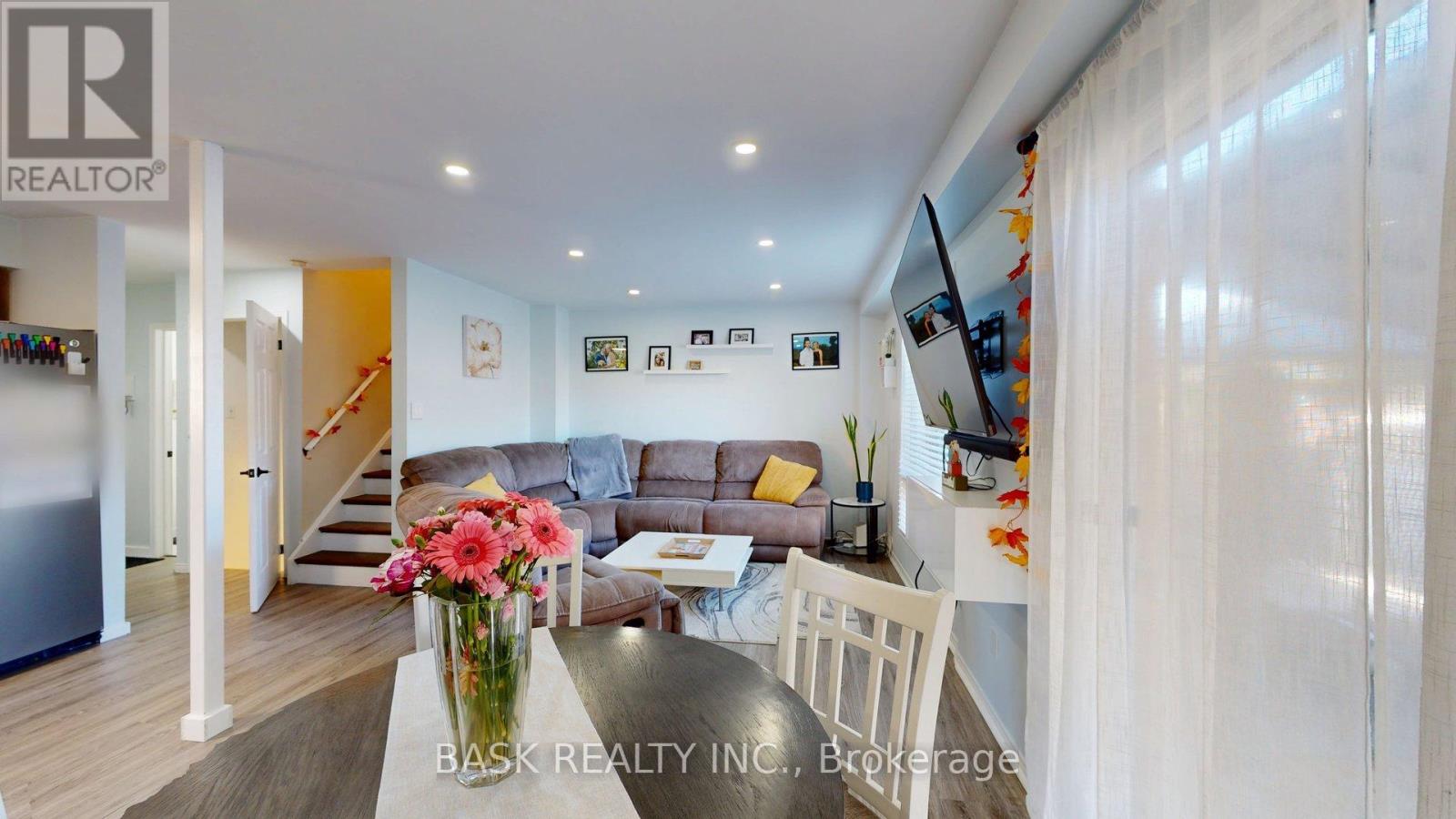 115 FAIRGREEN CLOSE, Cambridge — photo 5
