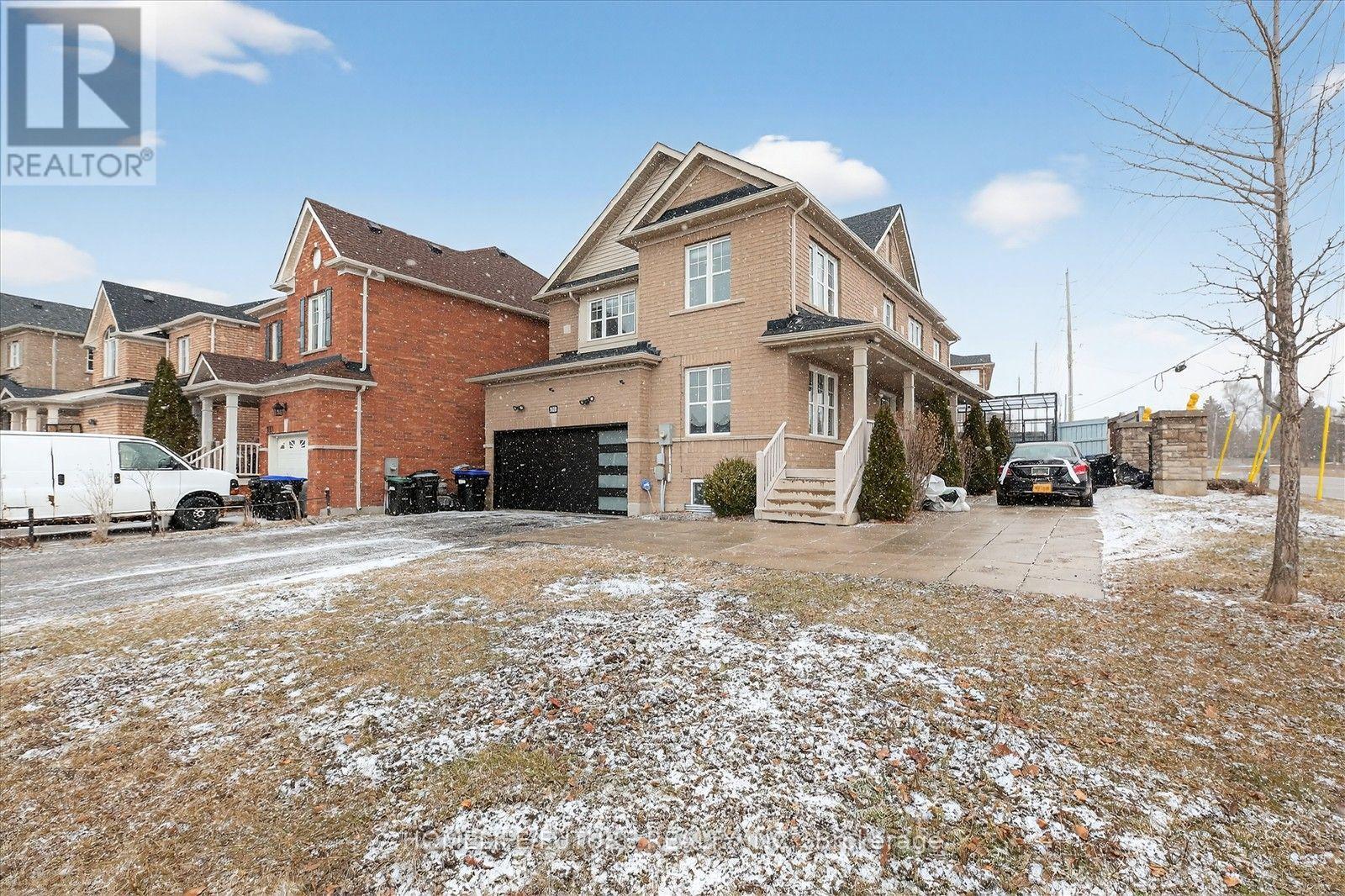 939 Miller Park Avenue, Bradford West Gwillimbury photo 2
