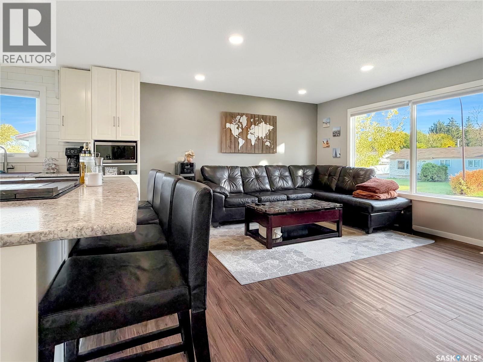 23 Weaver CRESCENT, Swift Current — photo 5