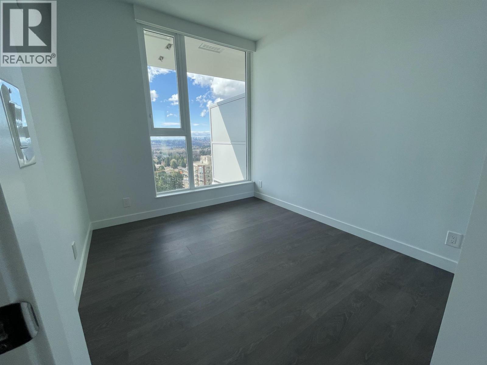 Photo of 1509 567 CLARKE ROAD 5
