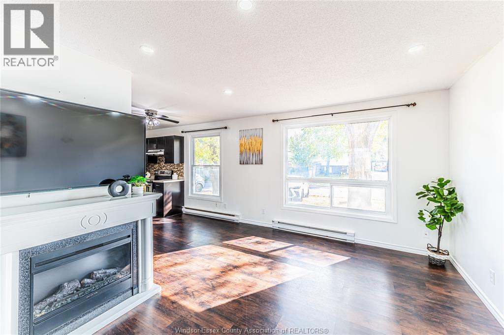 9370 AIRE COURT - 8