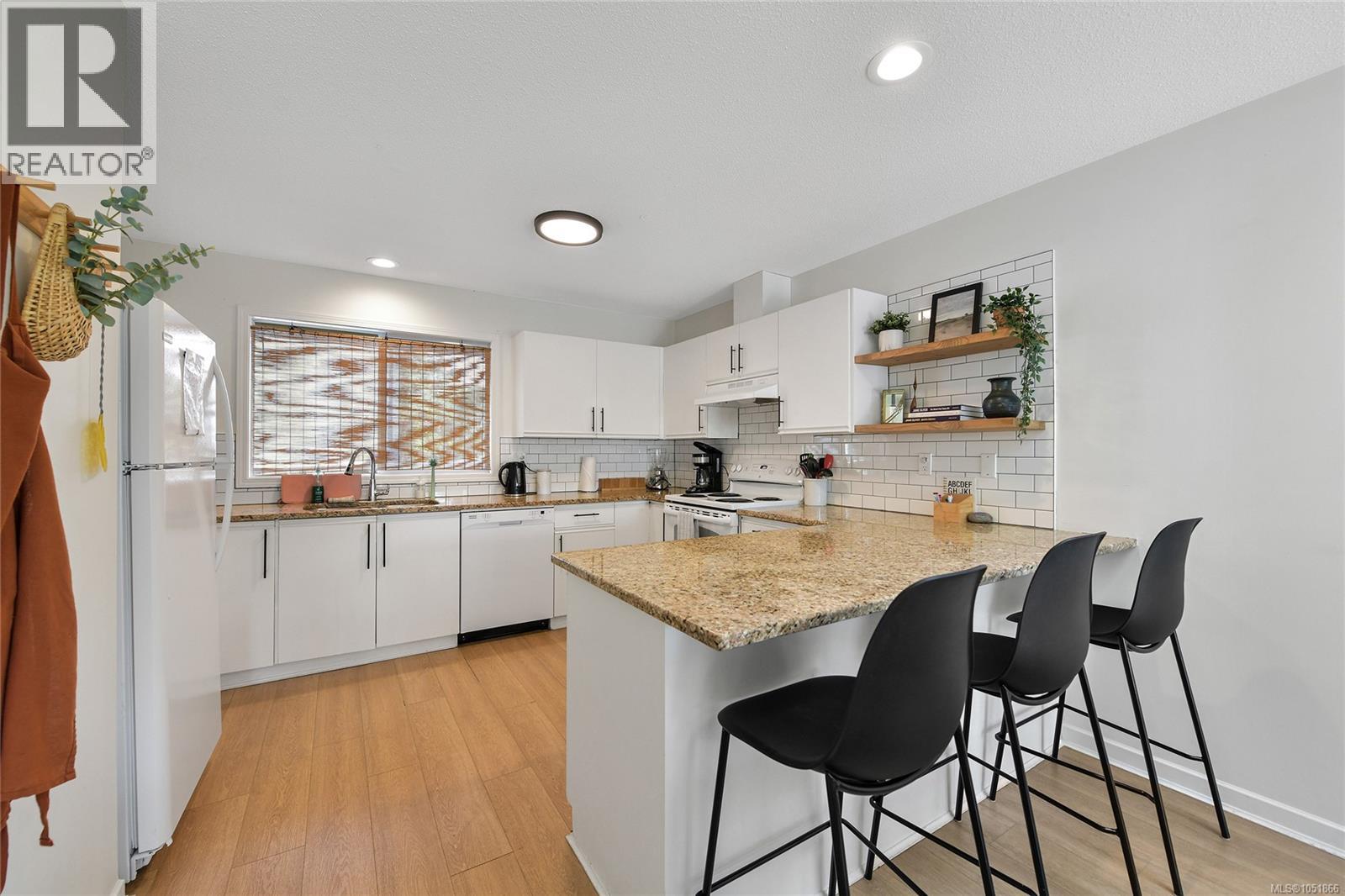 #321 1600 STROULGER Rd - 26